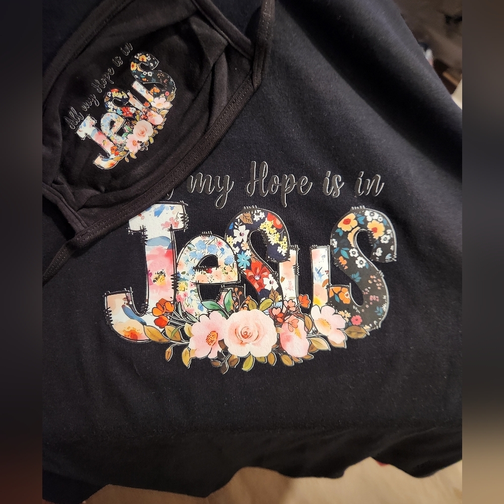 ⚡️NWT Women T-shirt with matching face mask